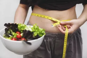 COMER MENOS É A SOLUÇÃO PARA EMAGRECER?