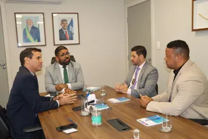 GOVERNO DA BAHIA RECEBE FAMILIARES DE TRABALHADORES MORTOS NO ALTO DO CABRITO E SE COMPROMETE COM INVESTIGAÇÕES CÉLERES E AÇÕES SOCIAIS FOTO DO CONTATO