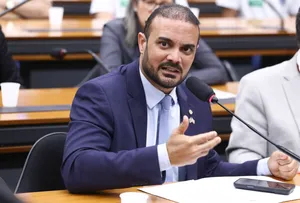 DEPUTADO É ÚNICO DEPUTADO BAIANO A ASSINAR PEDIDO DE CPI DO BANCO MASTER