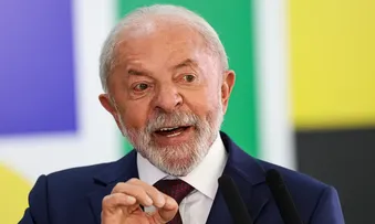 LULA DIZ QUE NINGUÉM SERÁ POUPADO EM INVESTIGAÇÕES SOBRE FRAUDES NO INSS