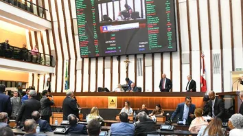 ALBA APROVA EMPRÉSTIMO DE R$ 2 BILHÕES AO GOVERNO APÓS 7 HORAS DE SESSÃO