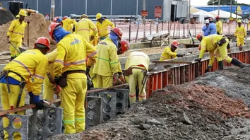 OBRAS DO VLT PROVOCAM MUDANÇAS NO TRÂNSITO DA ESTRADA DO DERBA A PARTIR DESTE SÁBADO; VEJA