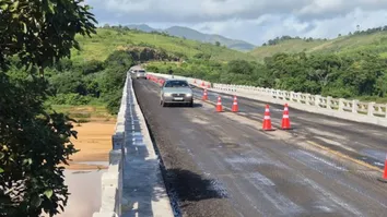 TRÁFEGO DE VEÍCULOS É LIBERADO NA PONTE SOBRE O RIO JEQUITINHONHA, NA BR-101