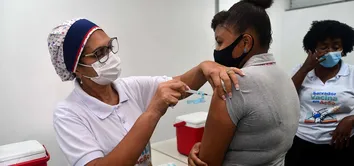 CHECKLIST DA SAÚDE: PRINCIPAIS VACINAS PARA COMEÇAR O ANO PROTEGIDO