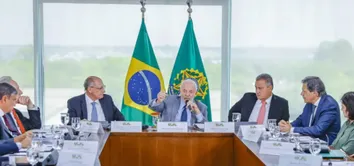 GOVERNO LULA FARÁ REUNIÃO DE EMERGÊNCIA APÓS ATAQUE DOS EUA NA VENEZUELA