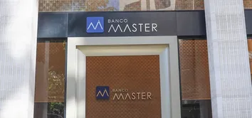 MINISTRO ANDRÉ MEDONÇA AUTORIZA BUSCA E APREENSÃO CONTRA PUBLICITÁRIO LIGADO AO CASO MASTER
