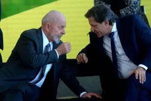 VOU CONVERSAR COM PRESIDENTE LULA SOBRE FUTURO POLÍTICO QUANDO ELE QUISER, DIZ HADDAD