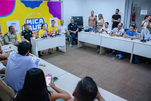 EM COLETIVA, PREFEITA DÉBORA GARANTE SUCESSO DA 1ª EDIÇÃO DA MICA LAURO