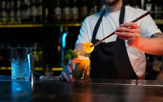 BARES E RESTAURANTES TERÃO LIMITE DE HORÁRIO DE FUNCIONAMENTO NA BAHIA
