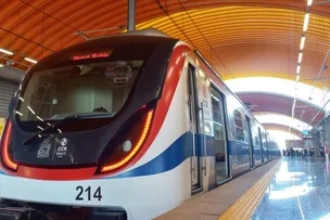 METRÔ BAHIA RECEBE AÇÃO GRATUITA PARA CONSCIENTIZAÇÃO SOBRE A FIBROMIALGIA