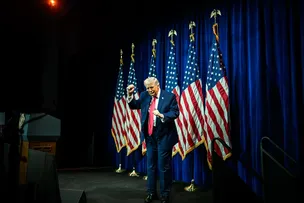 EUA VENDERÁ 50 MILHÕES DE BARRIS DE PETRÓLEO DA VENEZUELA, DIZ TRUMP