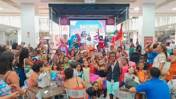 SHOPPING REALIZA BAILINHOS INFANTIS GRATUITOS COM TIO PAULINHO E TIA LEIDE