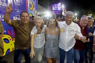 VICE-GOVERNADOR MARCA PRESENÇA NO CARNAVAL ANTECIPADO DE ITABUNA AO LADO DO GOVERNADOR