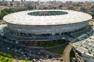 TORCEDORES DO BAHIA CRITICAM REAJUSTE NO ESTACIONAMENTO DA ARENA FONTE NOVA