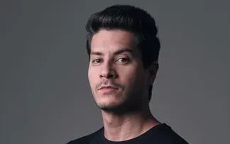 ARTHUR AGUIAR SURPREENDE AO REVELAR COMO GASTOU PRÊMIO DO BBB
