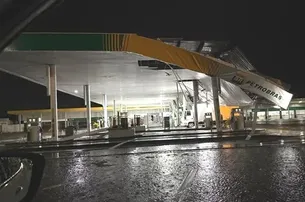 CHUVA PROVOCA ESTRAGOS NA BAHIA E INMET EMITE ALERTA PARA 190 CIDADES