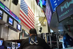 FUTUROS DE NY CAEM ANTES DE BALANÇOS DE BANCOS E PPI; BOLSA DO JAPÃO RENOVA MÁXIMA