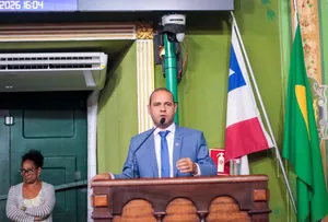 RANDERSON LEAL CRITICA MOBILIDADE NO CARNAVAL DE SALVADOR E COBRA DIÁLOGO COM A TRANSALVADOR
