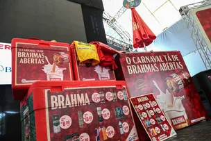 AMBULANTES DO CARNAVAL DE SALVADOR COMEÇAM A RECEBER KITS DE TRABALHO E TRANSPORTE GRATUITO