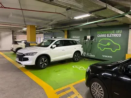 CENTRO DE COMPRAS REÚNE SERVIÇOS TECNOLÓGICOS PARA FACILITAR DIA A DIA