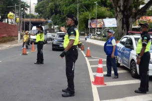 LÉO SANTANA COMANDA O PIPOCO NESTA TERÇA (10) E TRÂNSITO SOFRE ALTERAÇÕES NO CIRCUITO BARRA-ONDINA