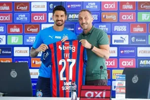 EVERALDO É APRESENTADO NO BAHIA APÓS MARCAR GOL NA REESTREIA E PROJETA LIBERTADORES