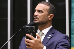 DEPUTADO REFORÇA SEU COMPROMISSO NA VALORIZAÇÃO PROFISSIONAL