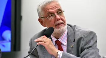 DEPUTADO QUESTIONA FALAS DE NETO SOBRE TRAIÇÃO NA POLÍTICA