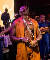 VIOLA DE DOZE SEGUE AGITANDO CARNAVAL COM SHOWS NA CAPITAL E INTERIOR BAIANO