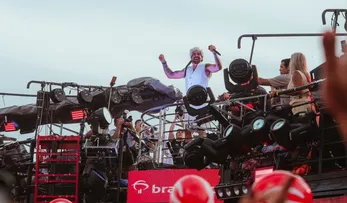 BANDA EVA EMBALA O CARNAVAL 2026 COM MARATONA DE APRESENTAÇÕES PELO BRASIL