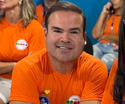 ‘QUEM VAI SER REGULADO PARA FORA DA CADEIRA DE GOVERNADOR É ELE’ DIZ CACÁ LEÃO