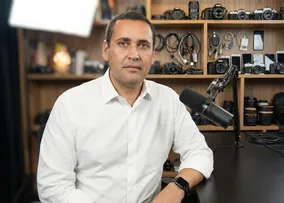 SECRETÁRIO DE COMUNICAÇÃO CRITICA FALAS DA FAMÍLIA BOLSONARO; "SEM PROPOSTAS"