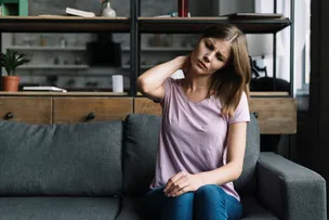 FEVEREIRO ROXO: LEI AMPLIA DIREITOS PARA PESSOAS COM FIBROMIALGIA E ESPECIALISTA EXPLICA COMO FUNCIONA