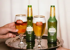 AMBEV CRESCE 17% NAS MARCAS PREMIUM NO 4T25,