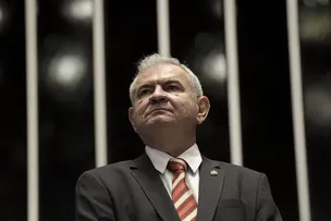 ANGELO CORONEL FAZ REUNIÃO DE SURPRESA COM NOVOS PREFEITOS ALIADOS