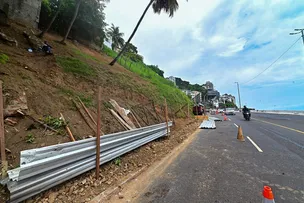 TRECHO DA AVENIDA CONTORNO É INTERDITADO PARCIALMENTE PARA OBRA DE CONTENÇÃO DE ENCOSTA
