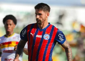 COM GOL DE EVERALDO, BAHIA FICA NO EMPATE COM A JUAZEIRENSE