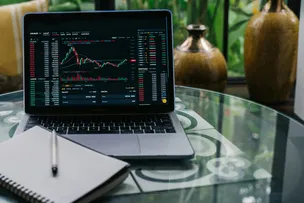 INVESTIMENTOS INSTITUCIONAIS EM AÇÕES FORAM DE R$ 1,7 TRILHÃO EM 2025