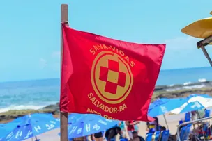 SALVAMAR MONTA OPERAÇÃO ESPECIAL PARA GARANTIR SEGURANÇA NAS PRAIAS DURANTE O CARNAVAL DE SALVADOR