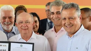RUI COSTA ELOGIA ZÉ RONALDO DURANTE EVENTO EM FEIRA DE SANTANA E AUMENTA ESPECULAÇÕES PARA 2026