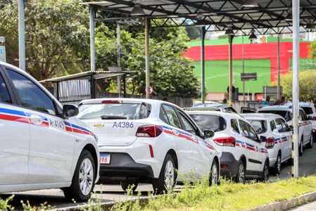 PREFEITURA DE SALVADOR MANTÉM ABERTO CREDENCIAMENTO PARA NOVOS TAXISTAS