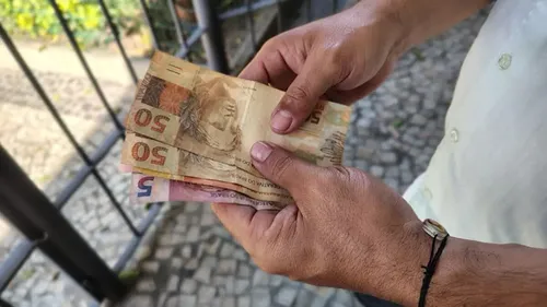 BAHIA TEM RENDA PER CAPITA DE R$ 1465,00 E ESTÁ EM 22º LUGAR NO PAÍS. VEJA O RANKING