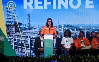 PETROBRAS TENTA BLINDAR PREÇOS INTERNOS DE OSCILAÇÕES EXTERNAS “NERVOSISMO EXTERIOR”, AFIRMA CHAMBRIARD