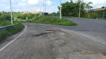 TRECHO ENTRE BR-324 E BR-110 PERMANECE BLOQUEADO PARA OBRAS ATÉ SÁBADO (14)