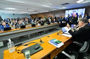IMPASSE SOBRE PRAZO TRAVA VOTAÇÃO DE PRORROGAÇÃO DA CPMI DO INSS