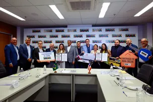 JERÔNIMO RECEBE PREFEITO DE MANOEL VITORINO E DISCUTE INVESTIMENTOS PARA O MUNICÍPIO