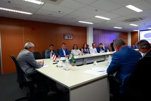 GOVERNADOR AUTORIZA OBRAS NA BA-420 E ENTREGA EQUIPAMENTOS PARA MARAGOGIPE