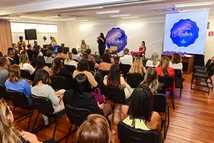 PREFEITURA DE SALVADOR CONCEDE SELO PACTO PELA MULHER A 14 INSTITUIÇÕES