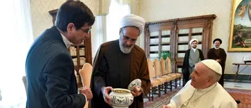IRÃ ANUNCIA LÍDER SUPREMO INTERINO PARA SUBSTITUIR KHAMENEI; SAIBA QUEM