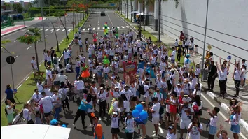 SHOPPING PROMOVE 2ª EDIÇÃO DA CAMINHADA INCLUSIVA EM SALVADOR